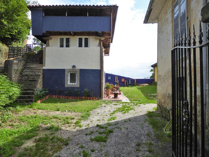 Image No.41-5 Bed Country Property for sale