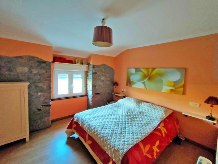 Image No.30-4 Bed Village House for sale