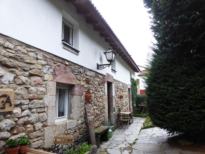 Image No.25-8 Bed Apartment for sale