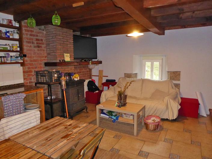 Image No.28-8 Bed Apartment for sale