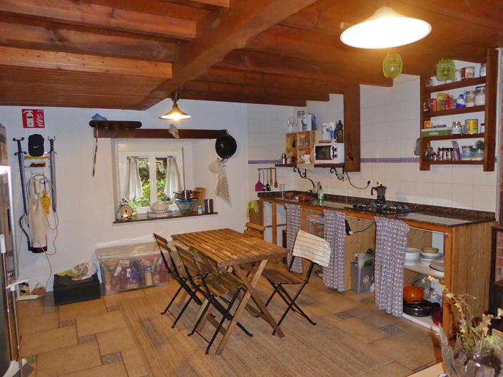 Image No.29-8 Bed Apartment for sale