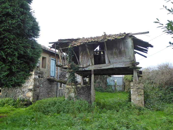 Image No.3-3 Bed Country Property for sale