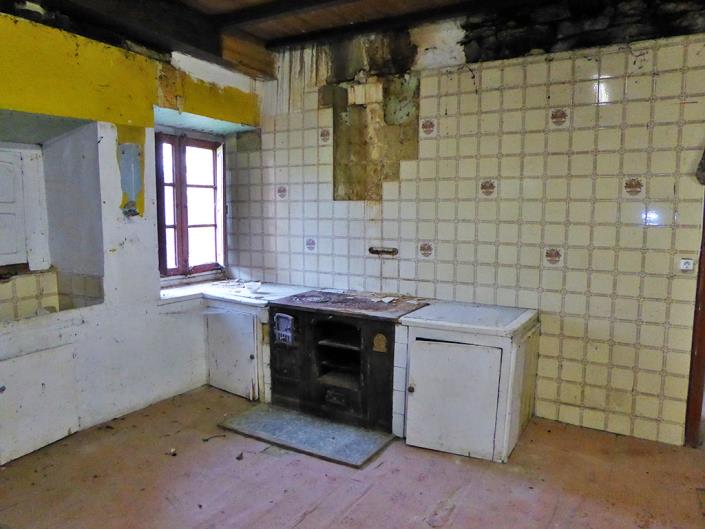 Image No.15-3 Bed Country Property for sale