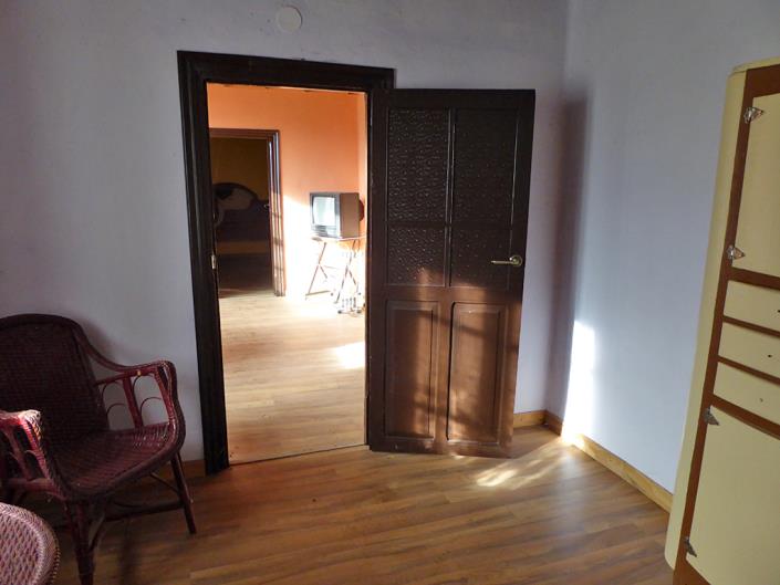 Image No.21-3 Bed Country Property for sale