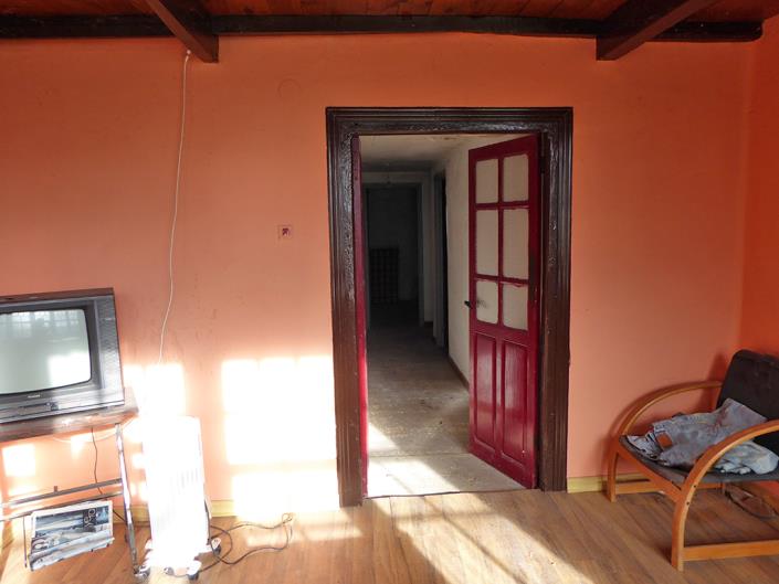 Image No.25-3 Bed Country Property for sale