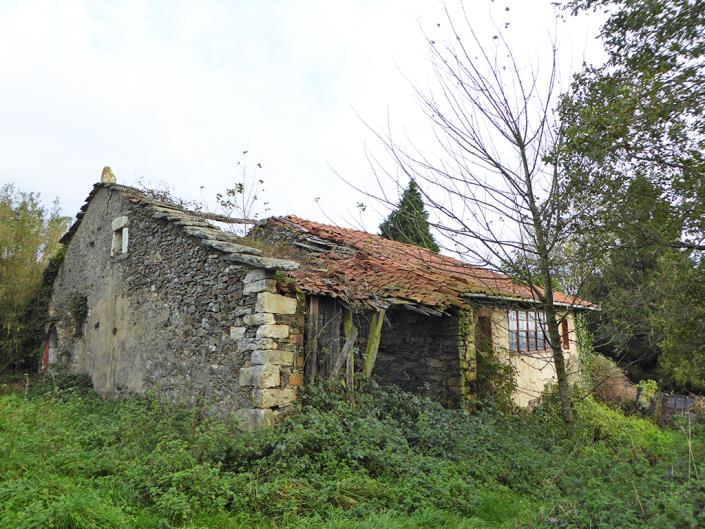 Image No.40-3 Bed Country Property for sale