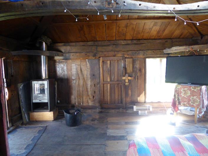 Image No.19-6 Bed Farmhouse for sale