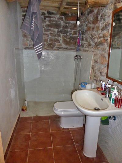 Image No.21-6 Bed Farmhouse for sale