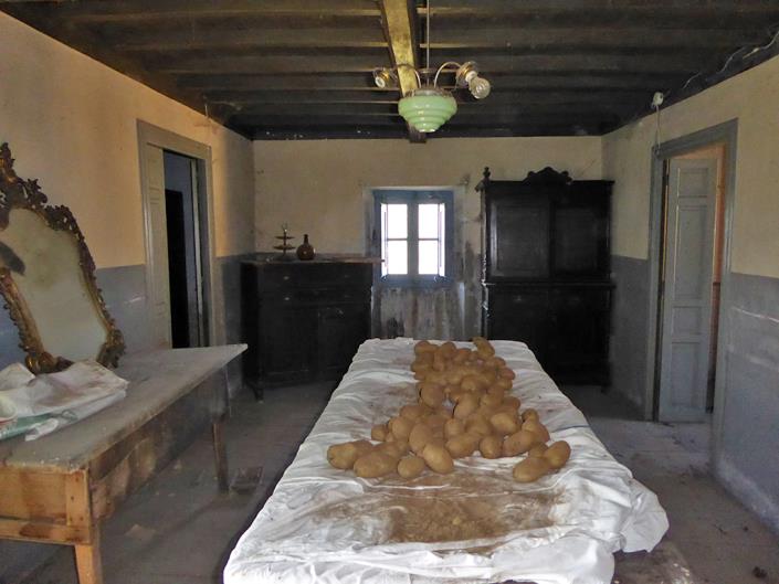 Image No.27-6 Bed Farmhouse for sale