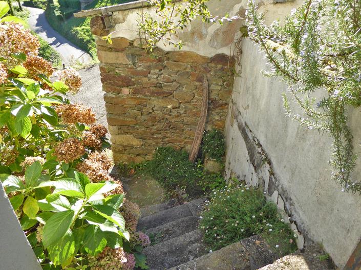 Image No.27-3 Bed Country Property for sale