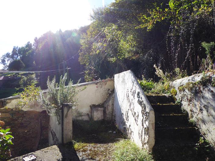 Image No.28-3 Bed Country Property for sale