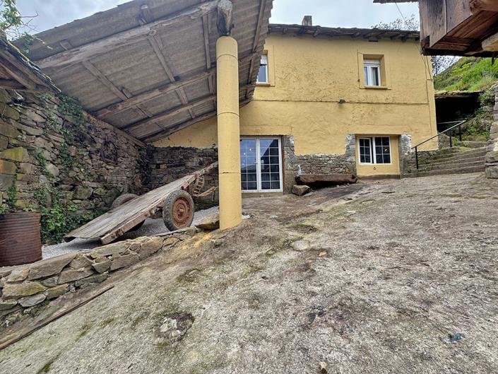 Image No.3-Propriété de pays de 4 chambres à vendre à Salas