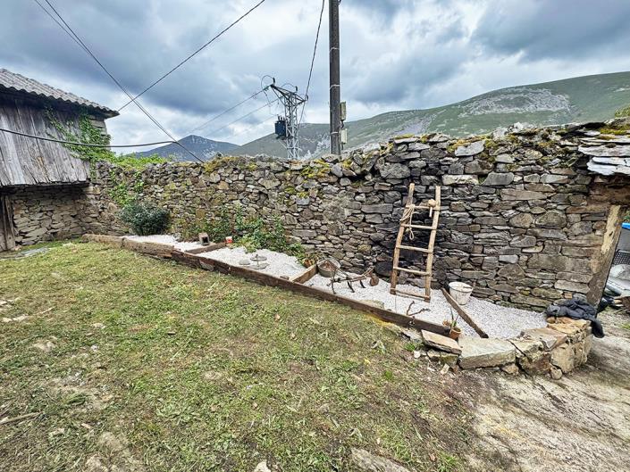 Image No.32-Propriété de pays de 4 chambres à vendre à Salas