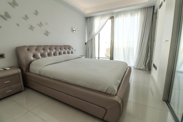 Image No.48-7 Bed Villa / Detached for sale