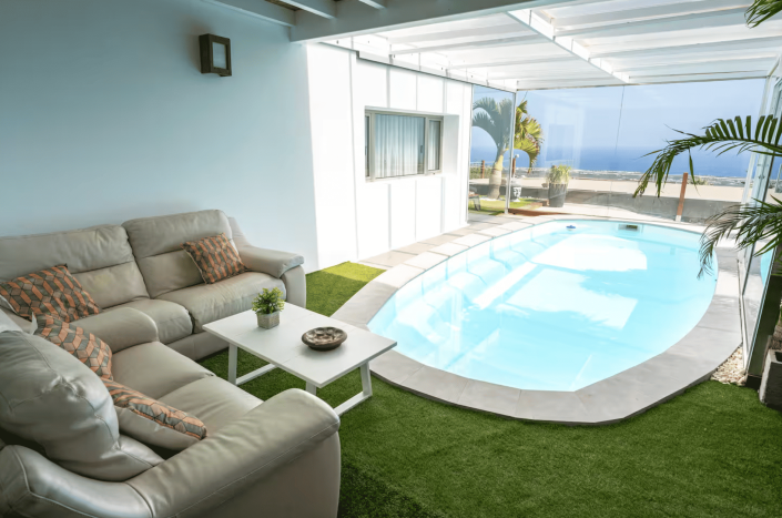 Image No.3-4 Bed Chalet for sale