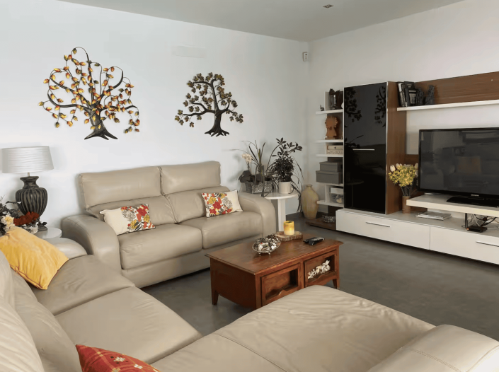 Image No.13-4 Bed Chalet for sale