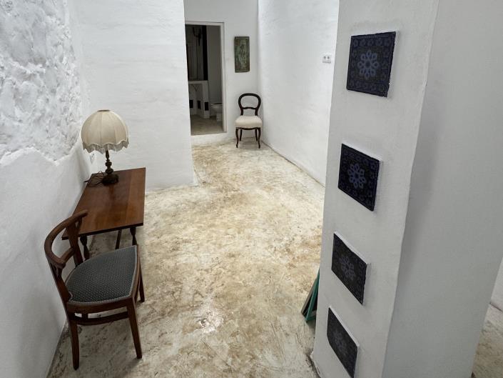 Image No.25-6 Bed Hotel for sale