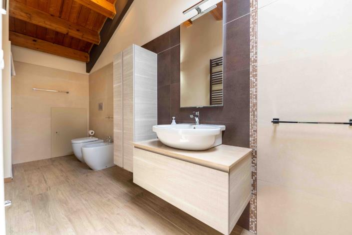 Image No.25-2 Bed Apartment for sale