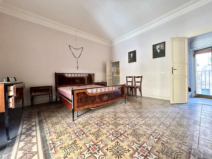 Image No.8-3 Bed Apartment for sale