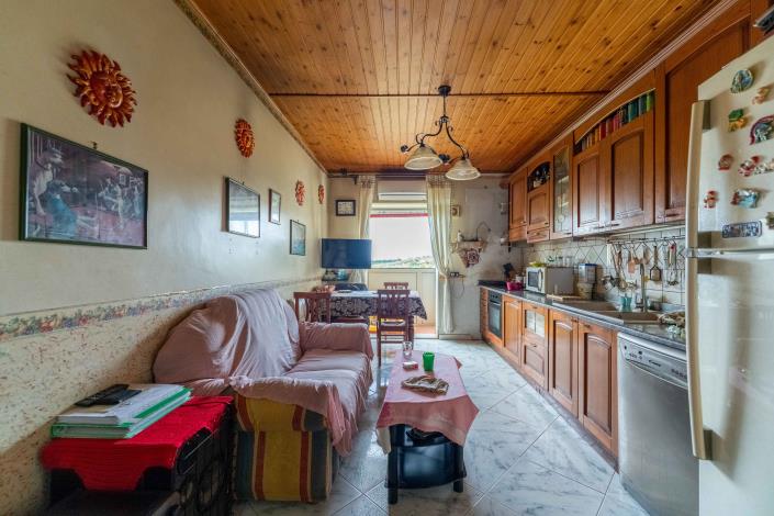 Image No.6-3 Bed House for sale