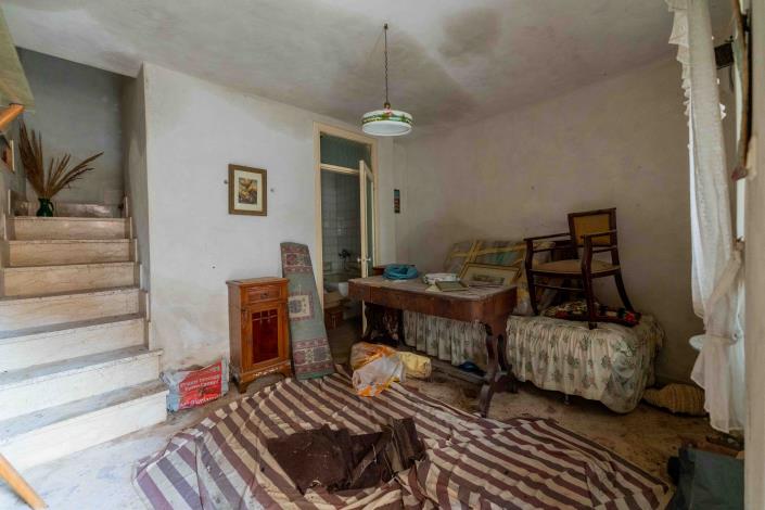 Image No.7-1 Bed House for sale