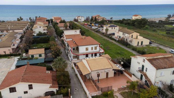 Image No.4-3 Bed Apartment for sale