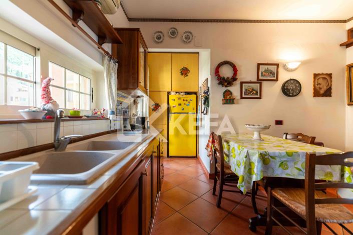 Image No.10-4 Bed Apartment for sale