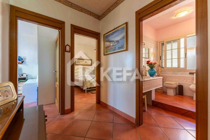 Image No.21-4 Bed Apartment for sale