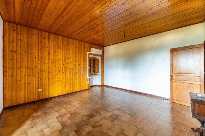 Image No.32-5 Bed Villa for sale