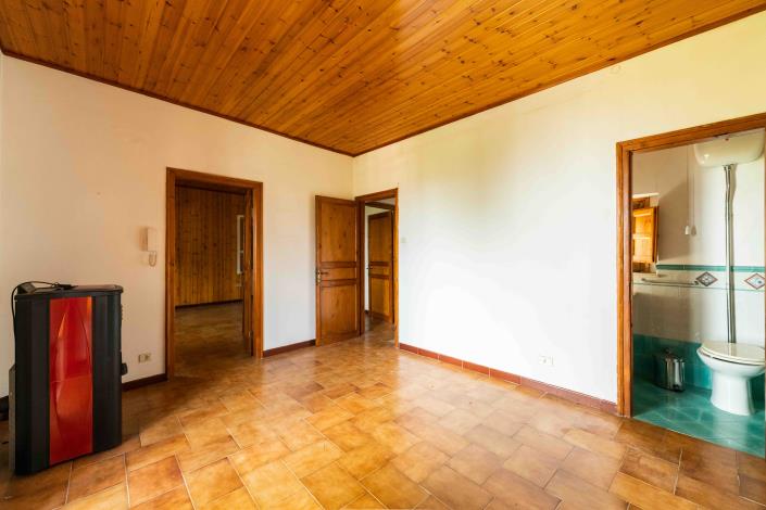 Image No.33-5 Bed Villa for sale