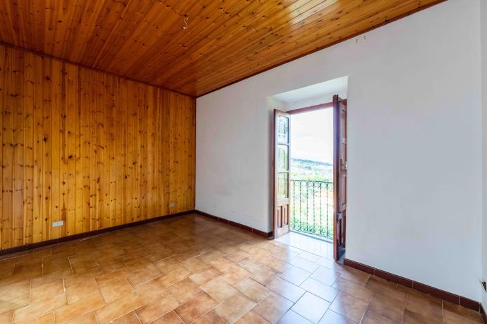 Image No.36-5 Bed Villa for sale