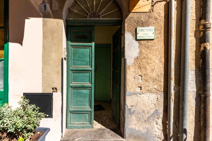 Image No.19-3 Bed Apartment for sale