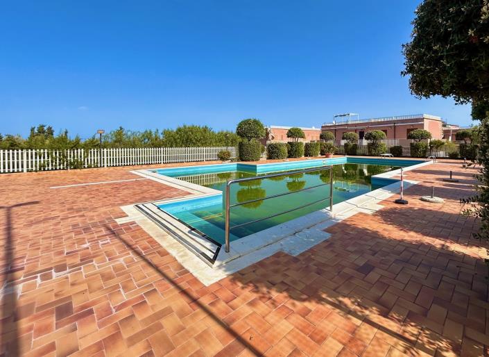 Image No.52-3 Bed Villa for sale