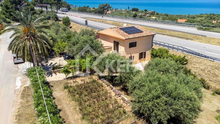 Image No.51-2 Bed Villa for sale