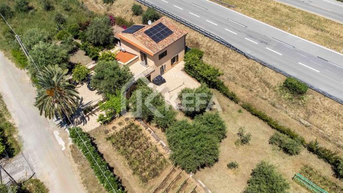 Image No.52-2 Bed Villa for sale