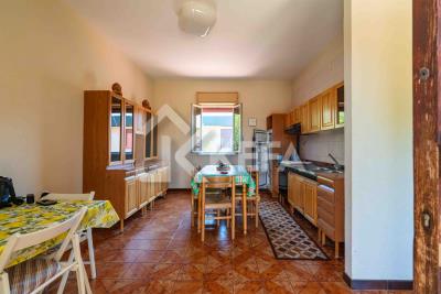 V603-Appartamento-primo-piano-in-residence-a-pochi-metri-dal-mare--Campofelice-di-Roccella