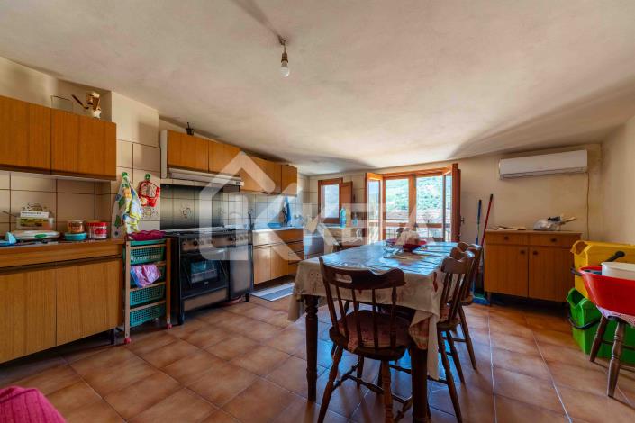 Image No.12-3 Bed Apartment for sale