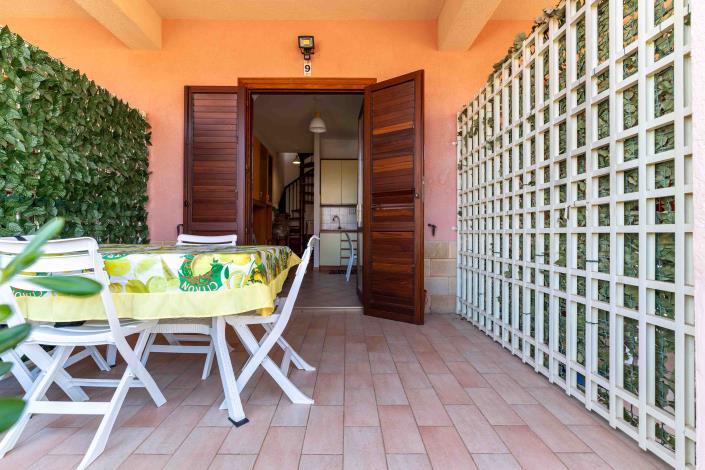 Image No.7-2 Bed Townhouse for sale