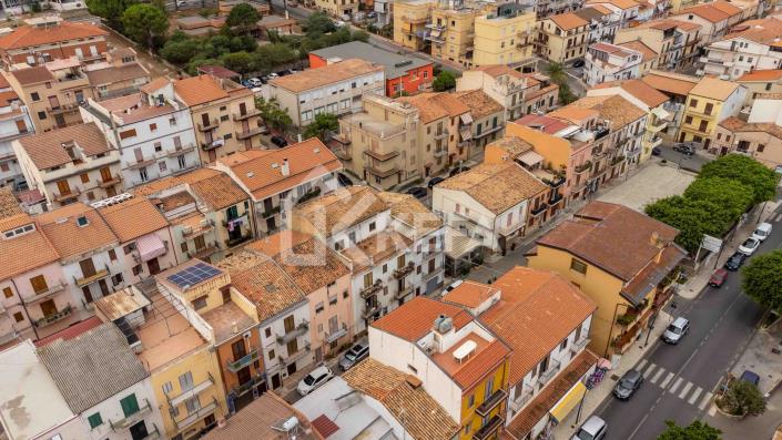 Image No.18-2 Bed Apartment for sale