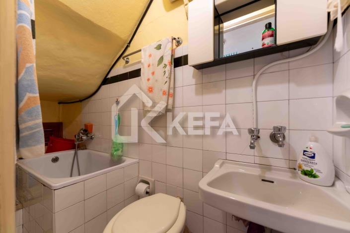 Image No.13-1 Bed Townhouse for sale