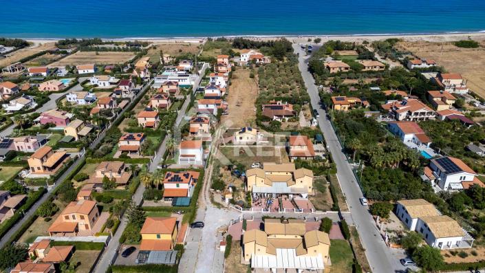 Image No.8-1 Bed Villa for sale