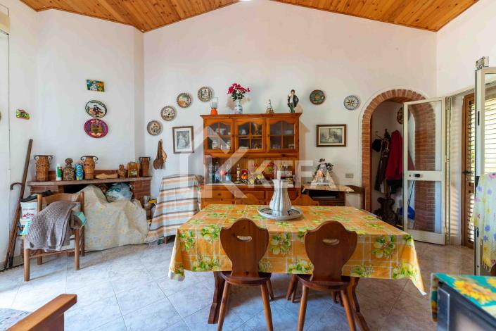 Image No.17-3 Bed Villa for sale