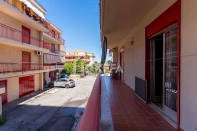 appartamento-con-box-cortile-spinito-kefa--21-