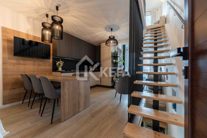 Image No.6-2 Bed Townhouse for sale