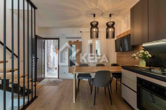 Image No.10-2 Bed Townhouse for sale