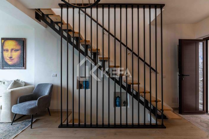 Image No.11-2 Bed Townhouse for sale