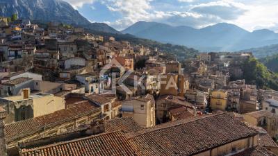 terratetto-a-isnello-kefaimmobiliare--3-