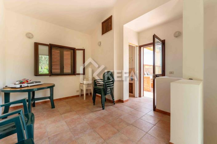 Image No.12-2 Bed Villa / Detached for sale