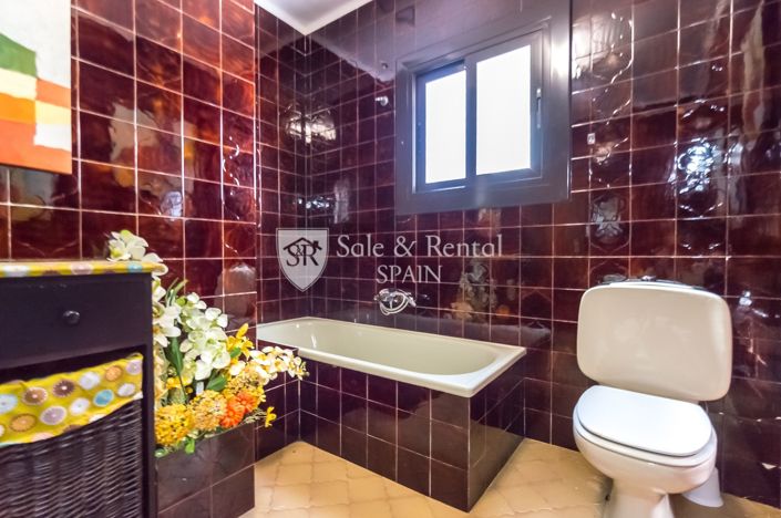 Image No.16-4 Bed Villa for sale