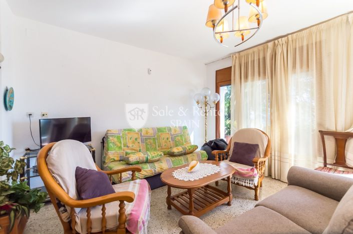 Image No.4-4 Bed Villa for sale